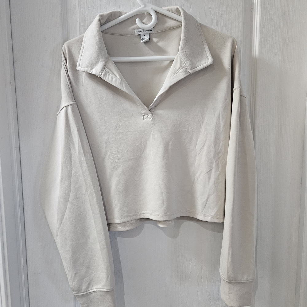 Women's Beige Collared Sweatshirt